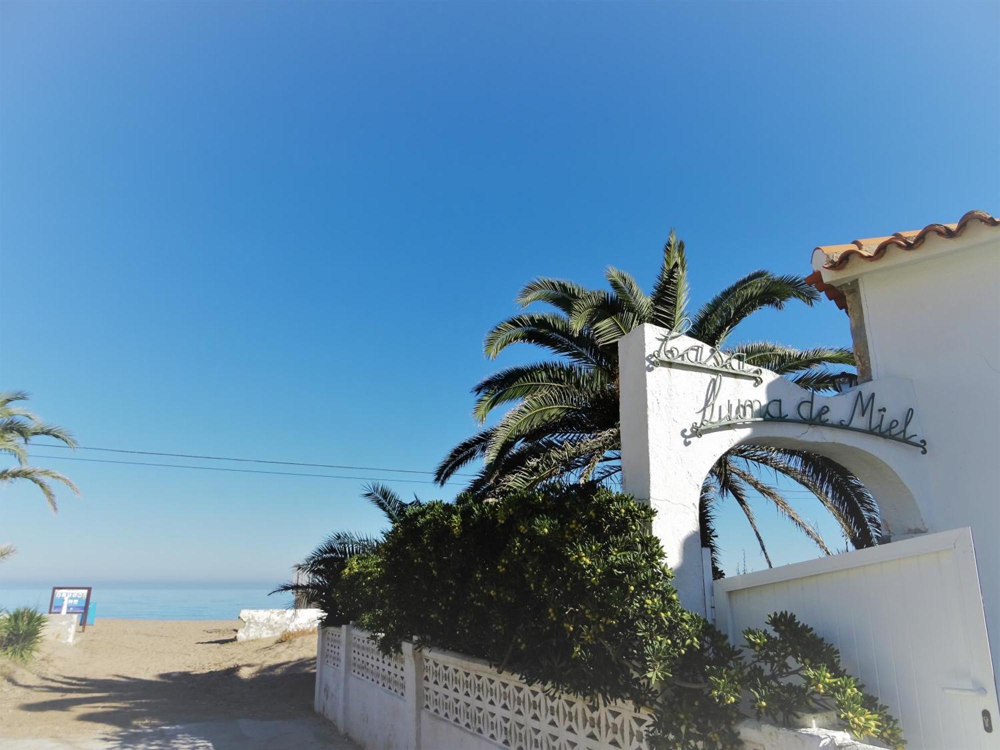 Villa At Seafront With Private Garden-655 Dénia Exterior foto
